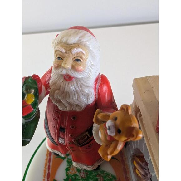 Vintage Santa Claus Musical Box Figurine Christmas Fireplace Scene Decor - Picture 8 of 9